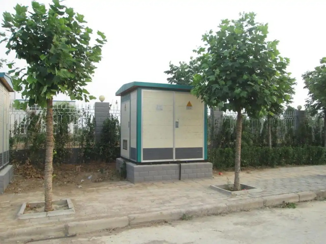 郊区1000KVA欧式箱式变压器